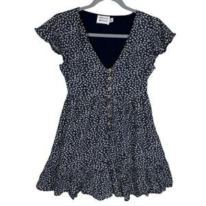 Hello Molly Babydoll Dress Women's 2 White Floral V-Neck Button-Front Cap Sleeve